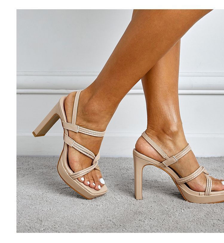 Block Heel Strappy Sandals AE1062