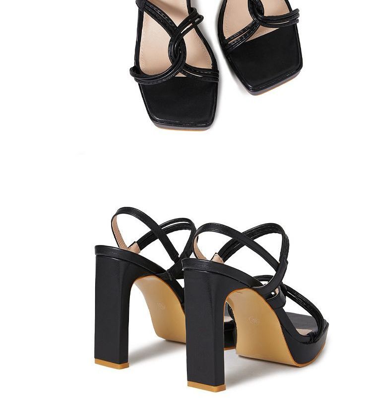 Block Heel Strappy Sandals AE1062