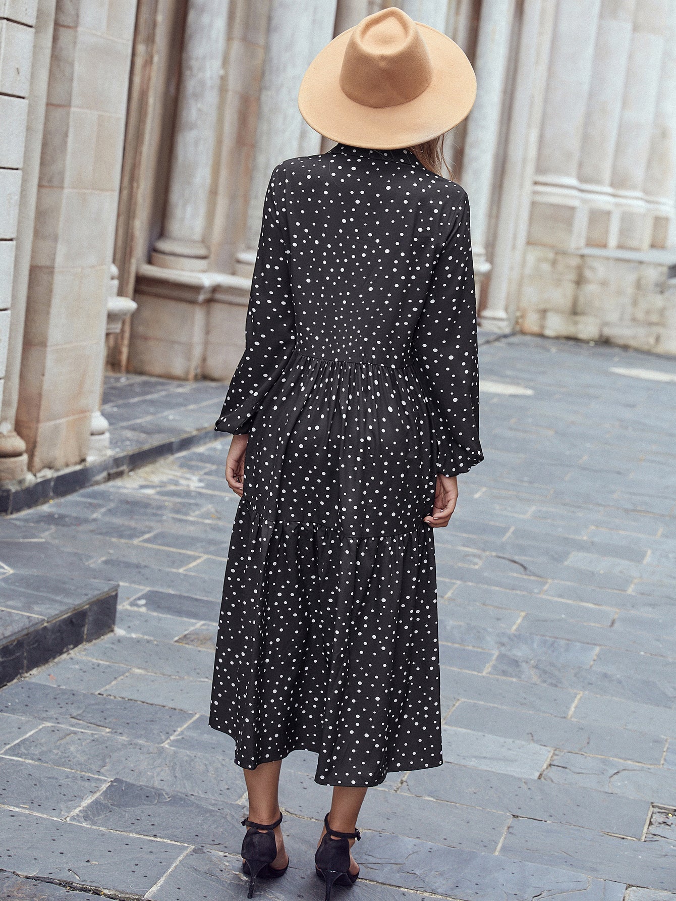 Lapel Long Sleeve Polka Dot Black Maxi Dress without Belt