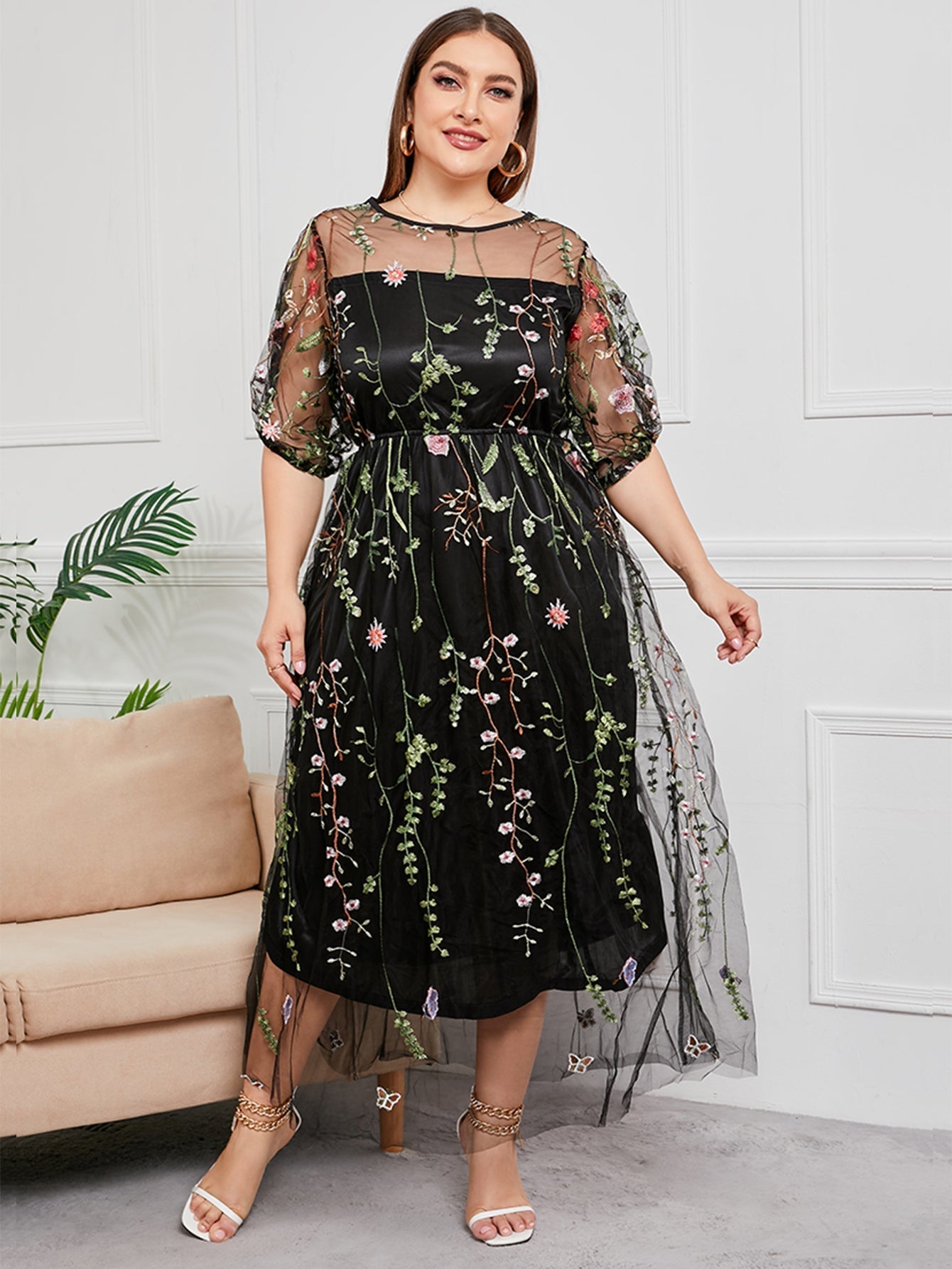 Plus Size Mesh Embroidery Party Dress